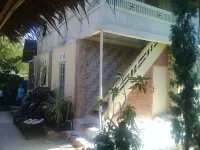 Bunga Matahari Hotels near Casa de Lotus