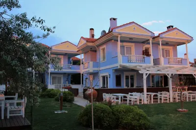 Cundavilla Hotel & Suites Hôtels à : Mithatpasa Mahallesi