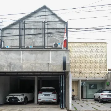 Urbanview Hotel Syariah Artamara Tegal by RedDoorz