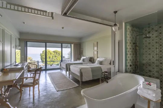 ห้องซีไซด์ดีลักซ์วิวทะเล