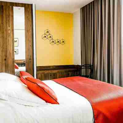 Hostellerie du Chapeau Rouge Rooms