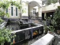 RedDoorz Plus Near Stie Ykpn Hoteles en Depok