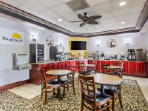 Days Inn by Wyndham Pearl/Jackson Airport Hotels in Pearl