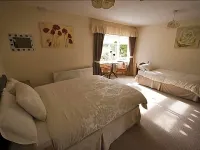 Lovesgrove Country Guest House Hotels near Wisemans Bridge