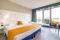 Hotel Viest - balcony