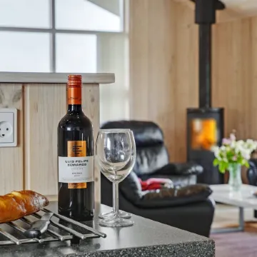 "Frido" - 400m from the Sea