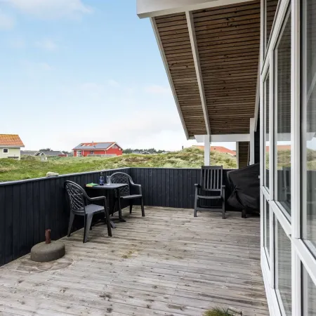 "Thyrger" - 550m from the Sea