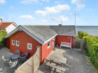 "Keti" - 5m from the Sea Hotels near Knudshovedhalvøen