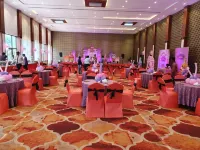 The Grand Neelam - 3 ดาว