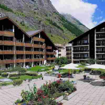 Schweizerhof Zermatt - a Small Luxury Hotel Hotel Exterior