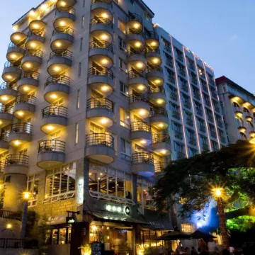 Shui Sha Lian Hotel - Harbor Resort Отели рядом с достопримечательностью «Канатная дорога над озером Солнца и луны»
