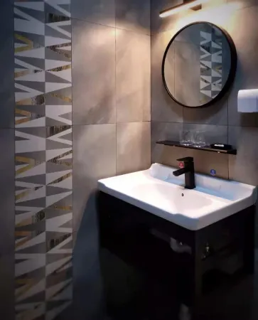 Shun 12 Homestay Отели рядом с достопримечательностью «National Defense Art District»