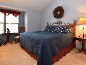 Seven Springs Woodridge 3 Bedroom Premium Condo, Sleeps 7! Condo