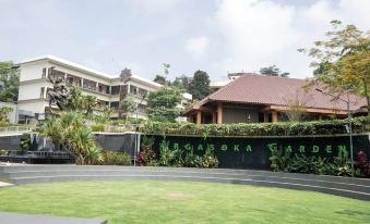 Griya Persada Convention Hotel & Resort