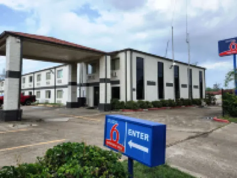 スタジオ  6 チャンネルビュー、テキサス - ベイタウン ウエスト チャネルヴューのホテル