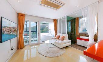 Geoje Marepos Pension