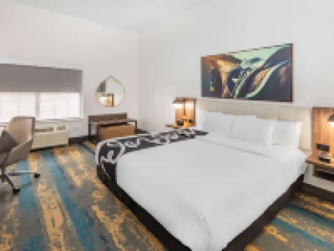 La Quinta Inn & Suites by Wyndham Pharr Rgv Medical Center Hotels in Pharr