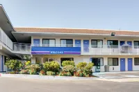 Motel 6 Springfield or  Eugene North