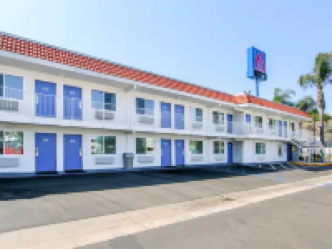 Motel 6 la Mesa, CA - San Diego Hotels in La Mesa