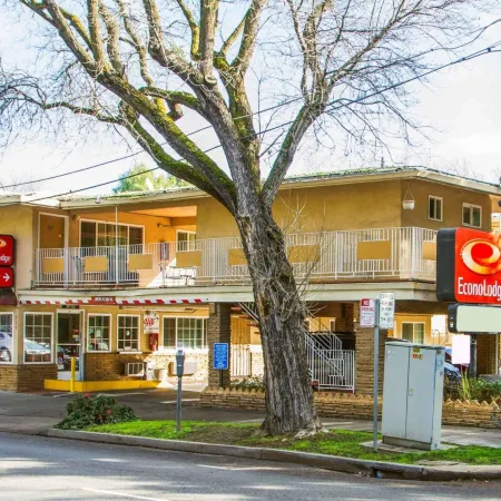 Econo Lodge Sacramento Convention Center