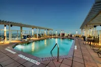 Drury Plaza Hotel San Antonio Riverwalk - Swimmingpools