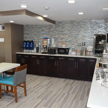Best Western Plus Hardeeville Inn Suites