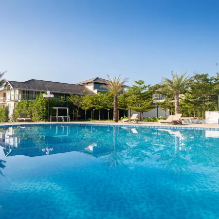 Global Village Luxury Resort