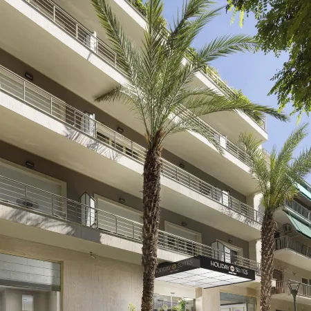 Holiday Suites