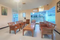 Urbanview Hotel Bahtera Tarakan by RedDoorz Hotels in Таракан