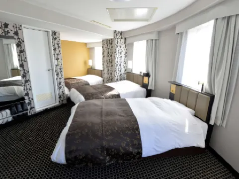 APA Hotel Toyohashi-Ekimae Отели рядом с достопримечательностью «Toyohashi City Museum of Art»