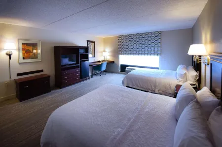 Hampton Inn Atlanta/Fayetteville Отели в г. Фейетт