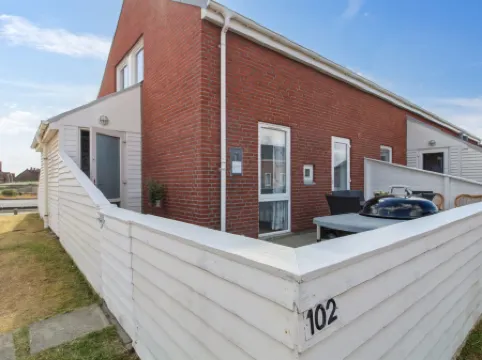 "Asved" - 2.3km from the Sea