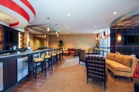 Cambria Hotel Akron - Canton Airport - bar