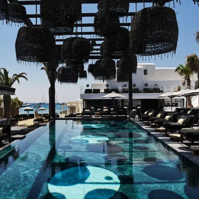 Myconian O Hotel Hotels near شاطئ أورنوس