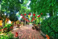 Hkd Wonder Farm - Resorts