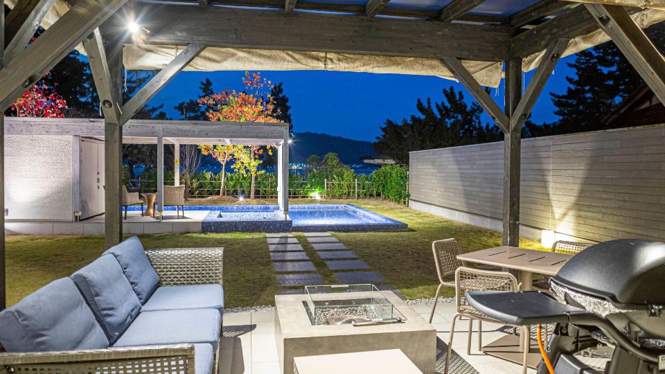 Mezzo All Suite Villas