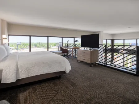 Staybridge Suites Chicago O'Hare - Rosemont Отели рядом с достопримечательностью «Театр Роузмонта»