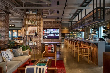 Moxy Charleston Downtown