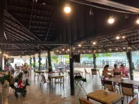 Phi Phi Don Chukit Resort - breakfast