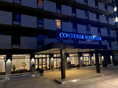 UNA Hotels Hotel & Residence Contessa Jolanda Milano Hotels in Montalbino