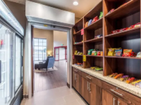 伊克諾旅館 謝爾比縣酒店