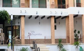 Casa Bugambilias