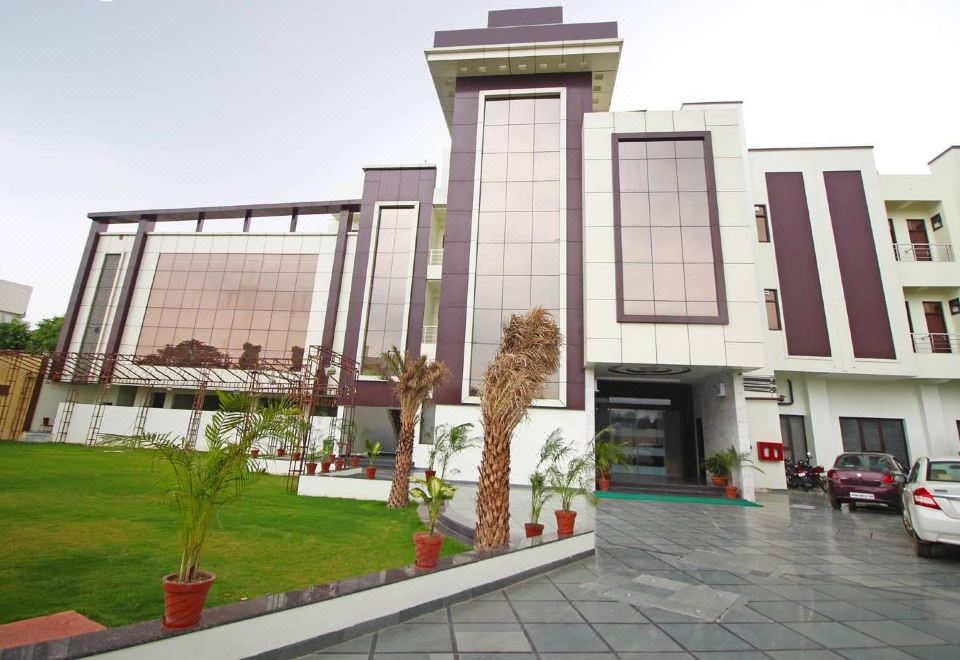 hotel overview picture