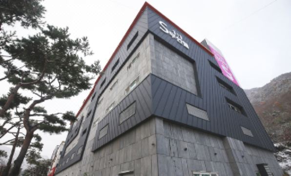 3. 공주(동학사) ..