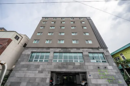 Hotel Rest Seogwipo