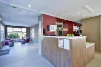 Campanile Lyon Nord - Ecully Hotels in Dardilly