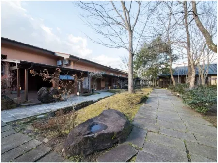 Tokiwaso Отели рядом с достопримечательностью «Takachiho Farm»