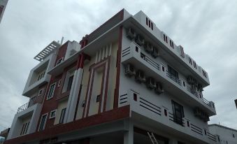 Hotel Reyansh