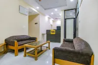 FabHotel Ashok Vihar - Nr North Campus, Delhi University Hotels in North West Delhi