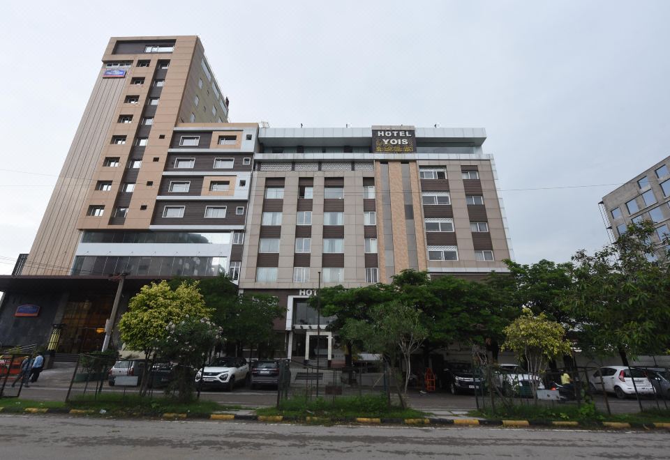 hotel overview picture
